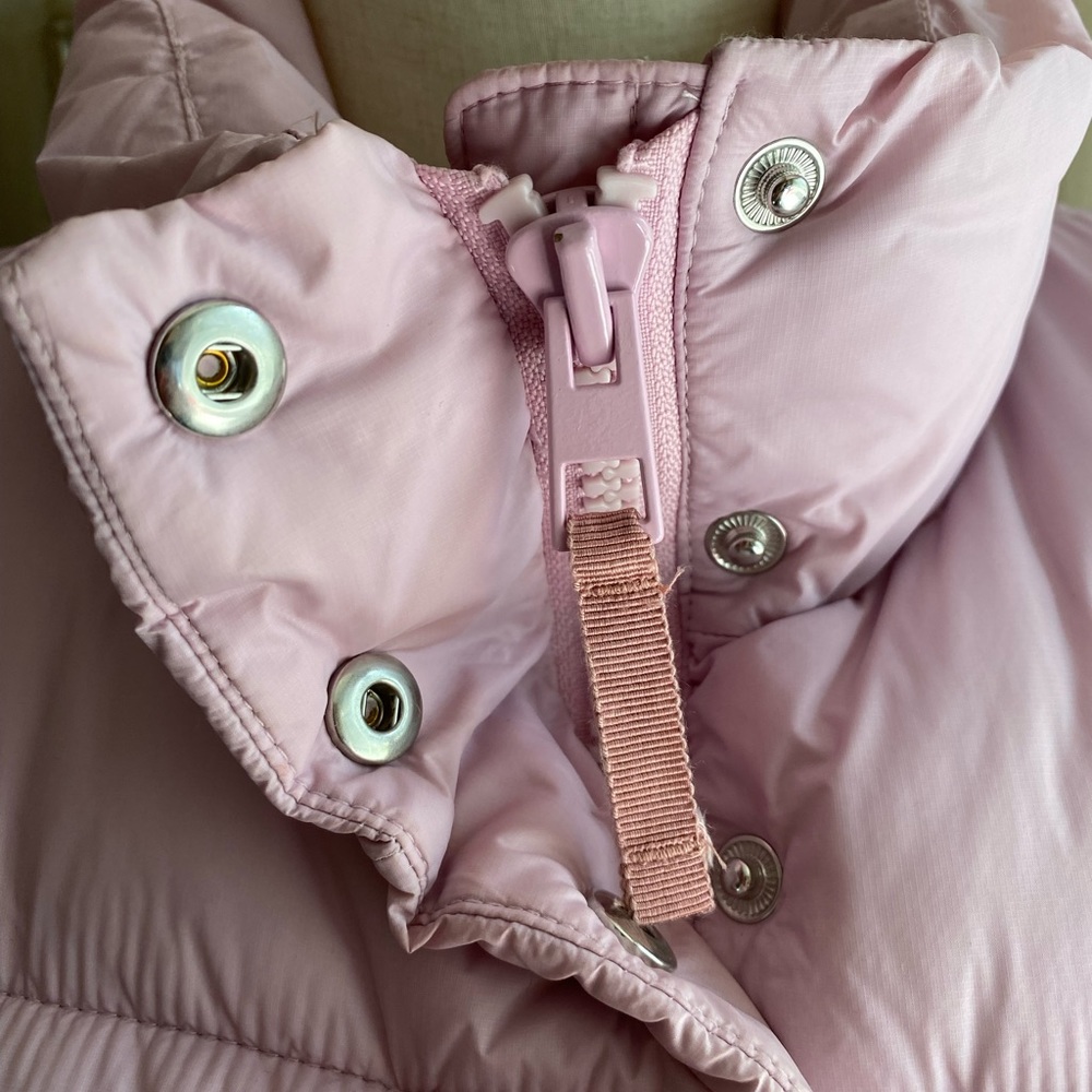 J. Crew Puffer Vest Medium Pink NWT - Picture 5 of 9